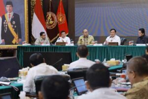 Prabowo saat memimpin Rapat Pleno KKIP Tahun 2023 di ruang Bhineka Tunggal Ika, Kementerian Pertahanan, Jakarta
