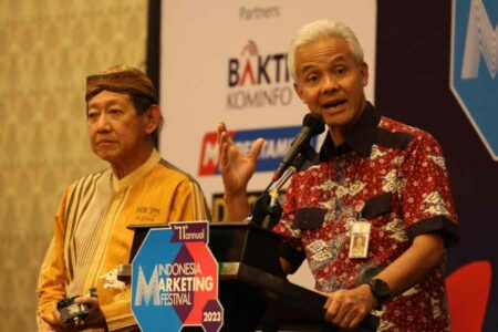 Ganjar Pranowo Raih Penghargaan Gubernur Punakawan, Ini Penjelasan Hermawan Kertajaya