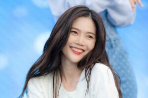 Hyojung member Oh My Girl (foto: instagram @hyojungish)