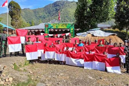 Jelang HUT Kemerdekaan RI, Bendera Merah Putih Berkibar di Lanny Jaya Papua Bendera merah putih di Kabupaten Lanny Jaya