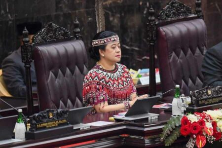 Ketua DPR RI, Puan Maharani, dalam Sidang Paripurna Pembukaan Masa Persidangan I DPR di Kompleks Parlemen, Senayan, Jakarta