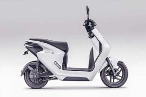 AHM Luncurkan Sepeda Motor Listrik Honda EM1 e: dalam GIIAS 2023 Sepeda motor listrik Honda EM1 e: