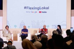 Ganjar saat berbicara di forum Flexing Lokal gelaran Google Indonesia di kompleks Lokananta, Solo