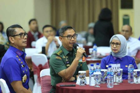 Kasum TNI Letjen TNI Bambang Ismawan saat menghadiri seminar geopolitik dan geostrategis Indonesia ke-78