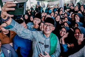 Sandiaga Uno saat menghadiri program Pelatihan Santri Digitalpreneur Indonesia di Purwakarta (foto: istimewa)
