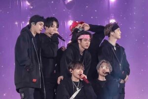 Mulai Besok, NET Hadirkan BTS World Tour Love Yourself Speak Yourself di Sao Paulo Formasi lengkap BTS saat menggelar konser 'Love Your Self, Speak Yourself' di Seoul
