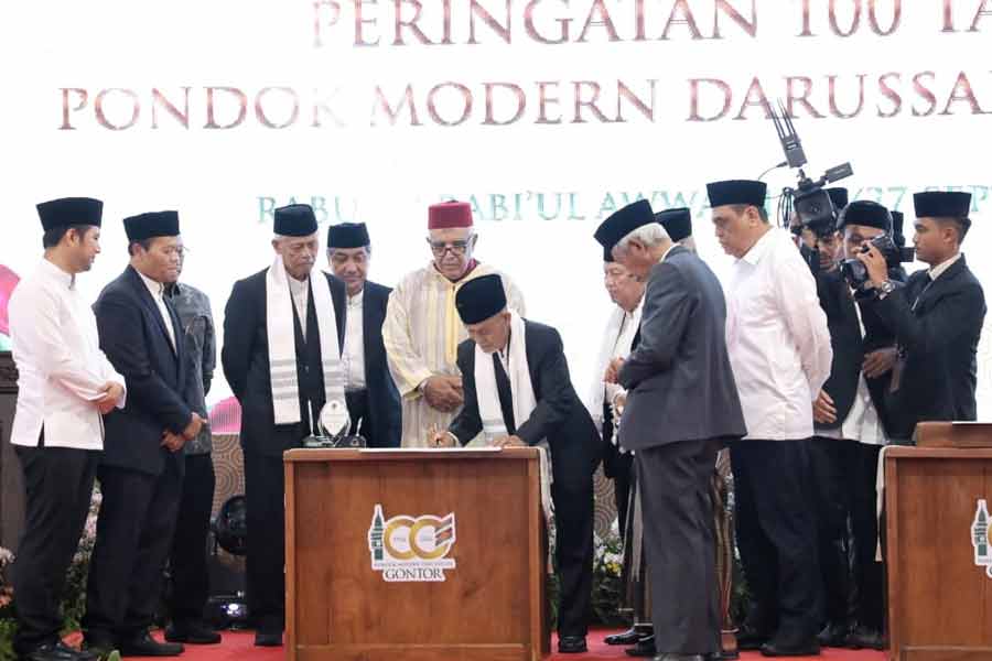 Keteladanan para kiai dan pengasuh membuat PMDG menjadi lembaga pendidikan yang sangat dihormati di Indonesia dan negara-negara Muslim dunia.