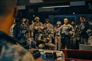 Sinopsis The Outpost (2019), Kisah Nyata Tentara AS yang Bertahan di Afghanistan Salah satu adegan dalam film The Outpost (2019)