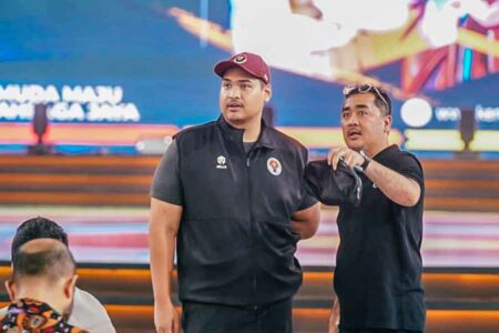 Menpora RI Dito Ariotedjo saat meninjau kesiapan Rakornas Kepemudaan dan Keolahragaan Tahun 2023 di Jakarta Internasional Velodrome
