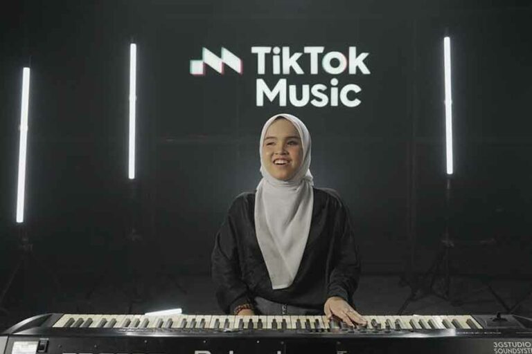 Putri Ariani