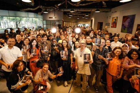 Peserta bedah buku 'Membongkar Pikiran Ganjar' di Perpustakaan Freedom Wisma Bakrie Jalan HR Rasuna Said No 11 Kuningan, Menteng, Jakarta Selatan