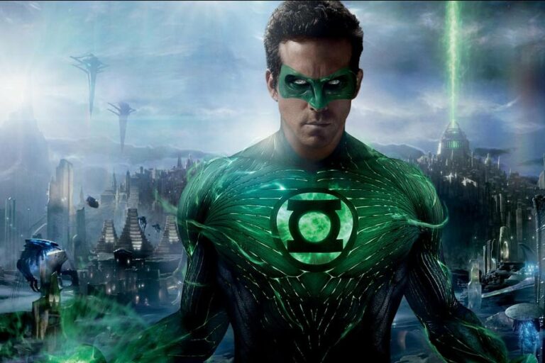 Ryan Reynolds dalam Green Lantern (2011)