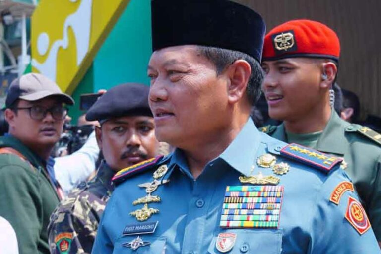 Panglima TNI Laksamana TNI Yudo Margono di Pondok Pesantren Al-Hamid, Jakarta Timur