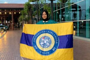 Mahasiswa Fakultas Ilmu Sosial dan Ilmu Politik (FISIP) Universitas Airlangga (UNAIR) Satriyani Dewi Astuti
