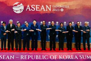 Fokus Transisi Energi dan Transformasi Digital, Presiden Jokowi Pimpin KTT ASEAN-Republik Korea