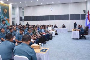 Fokuskan Sinergi Keamanan Maritim, Bakamla RI Sambut Kunjungan Pasis Dikreg Seskoal Angkatan Ke-61 Kunjungan Pasis Dikreg Seskoal di Markas Besar Bakamla RI, Jakarta Pusat