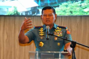 Bicara Prinsip, Laksamana Yudo Margono: Dimanapun TNI Berada harus Bermanfaat bagi Masyarakat Panglima TNI Laksamana TNI Yudo Margono, S.E., M.M