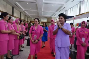 Ketua Umum Dharma Pertiwi Vero Yudo Margono Hadiri Bazar Kreasi Bhayangkari Nusantara 2023