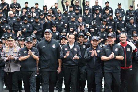 Pelepasan 576 kontingen Indonesia yang akan bertanding dalam Asian Games ke-19 di Hangzhou, Republik Rakyat Tiongkok (foto: Dok BPMI Setpres)