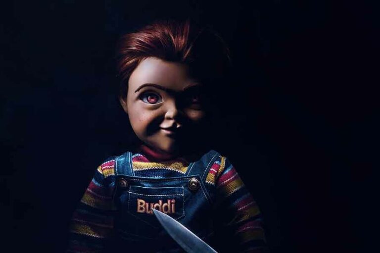 Sinopsis Child’s Play (2019), Film Reboot Boneka Terkutuk yang Suka Membunuh Karakter Chucky, boneka Buddi yang menggunakan suara Mark Hamill