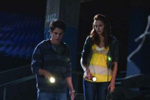 Bobby Campo dan Shantel VanSanten dalam The Final Destination (2009)