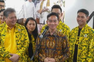 Gibran Rakabuming Raka saat menghadiri pengumuman sekaligus penyerahan Rantus pada Pleno I Rapimnas Partai Golkar, Sabtu (21/10/2023)