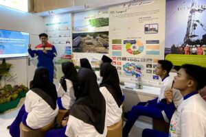 PEP Lirik Field dan PHE Kampar Edukasi Pelajar tentang Industri Hulu Migas di Helat Pelalawan 2023