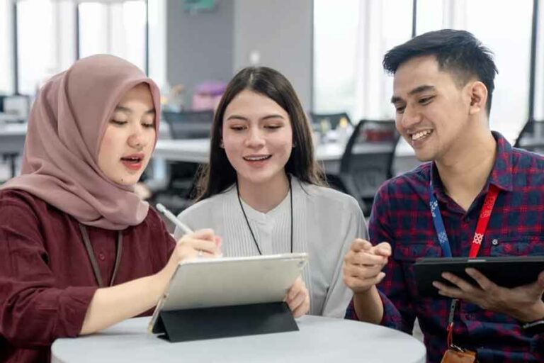 Keren, Telkom Indonesia Kembali Raih Predikat Forbes 2023 World’s Best Employer
