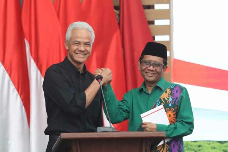 Pasangan Ganjar Pranowo dan Mahfud MD