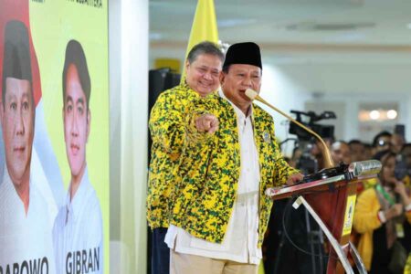 Prabowo Subianto saat menghadiri Rapat Pimpinan Nasional II Golkar yang berlangsung di DPP Golkar Jakarta