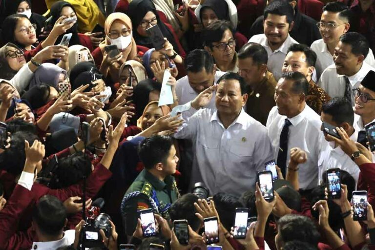 Puan bertemu Kaesang, Relawan Prabowo Tetap Yakin PSI Dukung Prabowo di Pemilu 2024 Prabowo Subianto saat berada di tengah civitas akademika Universitas Muhammadiyah Malang (facebook @PrabowoSubianto)