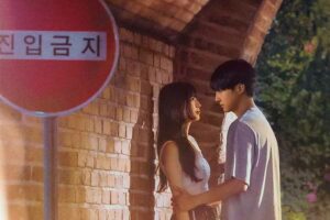 Bae Suzy dan Yang Se-Jong dalam serial Drama Korea Doona! (2023)