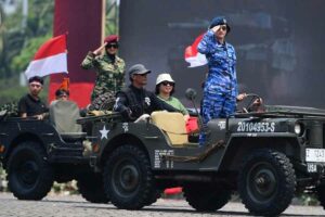 Berdasarkan indeks kepercayan masyarakat, TNI memiliki argumen nyata, bahwa TNI dicintai dan dipercaya oleh rakyat Indonesia (foto: Dok BPMI Setpres)