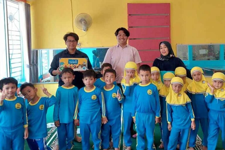 Mahasiswa Unair Ciptakan Permainan Jelajah Nusantara Berbasis Multi-Intelegensi