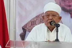 Ulama Kharismatik Asal Madura Sebut Jika Tak Ada Perubahan, Pemilu tak Perlu Digelar! Ulama kharismatik K.H Syukron Makmun