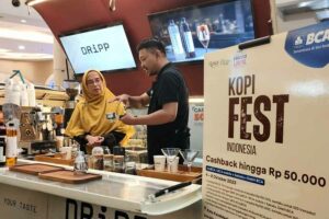 Salah satu aktivitas dalam gelaran pamungkas Kopi Fest Indonesia 2023 di Jakarta