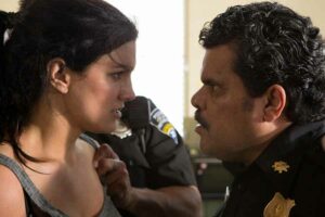 Gina Carano dan Luis Guzmán dalam In the Blood (2014)