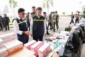 Pelepasan bantuan di Bandara Halim Perdana Kusuma