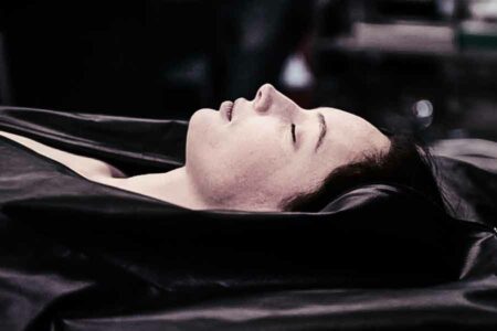 Olwen Catherine Kelly dalam The Autopsy of Jane Doe (2016)