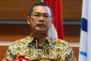 Pakar sejarah UNAIR, Prof Purnawan Basundoro SS MHum