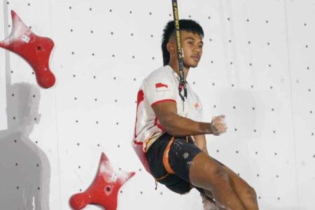 Atlet Panjat Tebing Indonesia Rahmad Adi Mulyono Kantongi Tiket Olimpiade Paris 2024 Rahmad Adi Mulyono, atlet panjat tebing putra Indonesia (foto: Dok Kemenpora)