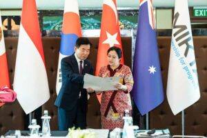 Ketua DPR RI Puan Maharani berdialog dengan pimpinan parlemen Korea Selatan di Hotel Kempinski, Jakarta Pusat, pada Senin (20/11/2023).