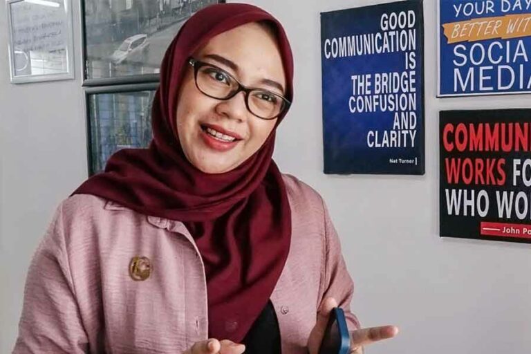Gibran Rakabuming Raka Dinilai Makin Terampil Berkomunikasi, Ini Penjelasan Pakar E. Rizky Wulandari, S.Sos., M.I.Kom., pakar komunikasi Stikosa AWS