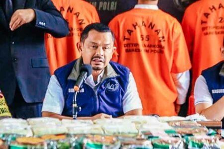 Polisi Tangkap Bandar Narkoba Penjual Ekstasi dan Happy Five di Cafe Direktur Tindak Pidana Narkoba Bareskrim Polri Brigjen Mukti Juharsa