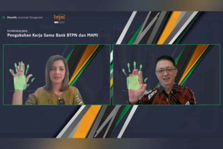 Afifa, CEO & President Director PT Manulife Aset Manajemen Indonesia (MAMI) dan Darmadi Sutanto, Wakil Direktur Utama PT Bank BTPN Tbk.