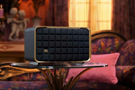 JBL Rilis Speaker Authentics dan Turntable Spinner BT, Paduan Desain Klasik dan Teknologi Modern JBL Authentics 200