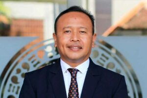Dr Listiyono Santoso SS MHum, Wakil Dekan Bidang Akademik, Kemahasiswaan, dan Alumni FIB Universitas Airlangga