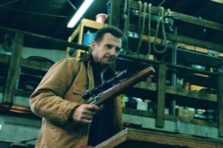Liam Neeson dalam sebuah adegan di film Cold Pursuit (2019)
