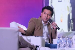 Emil Dardak Bagikan Inspirasi pada 1.600 Calon Pemimpin Muda di Feature Leader Fest 2023 Wakil Gubernur Jawa Timur Emil Elestianto Dardak