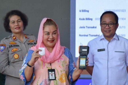 Wali Kota Semarang Hevearita Gunaryanti Rahayu saat melaunching QRIS untuk pembayaran ticket di Wisata Taman Lele, Semarang